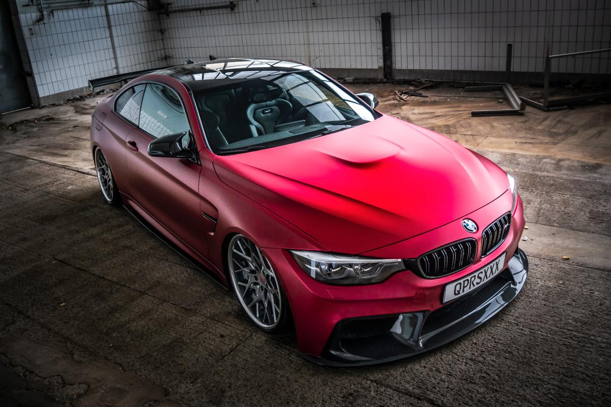 BMW M4 + Decor